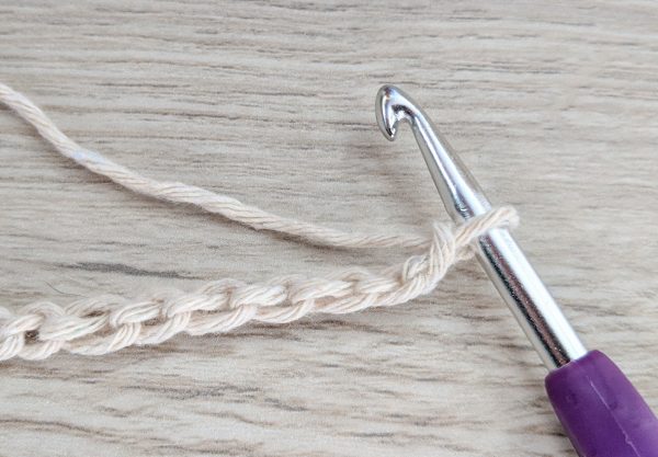 crochet hook with foundation chain