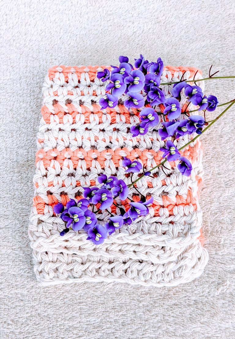 Crochet cotton washcloth