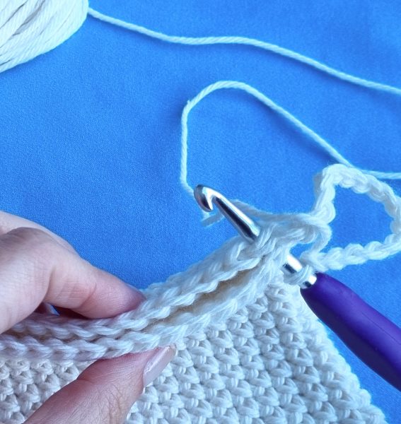 crochet potholder final row slip stitch