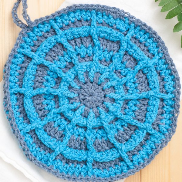 round blue potholder