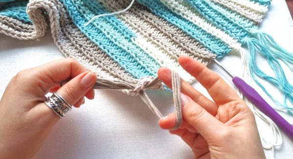 attaching fringe to crochet scarf