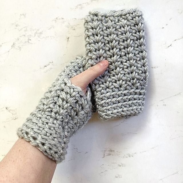 10-free-easy-crochet-fingerless-gloves-patterns-my-crochet-space