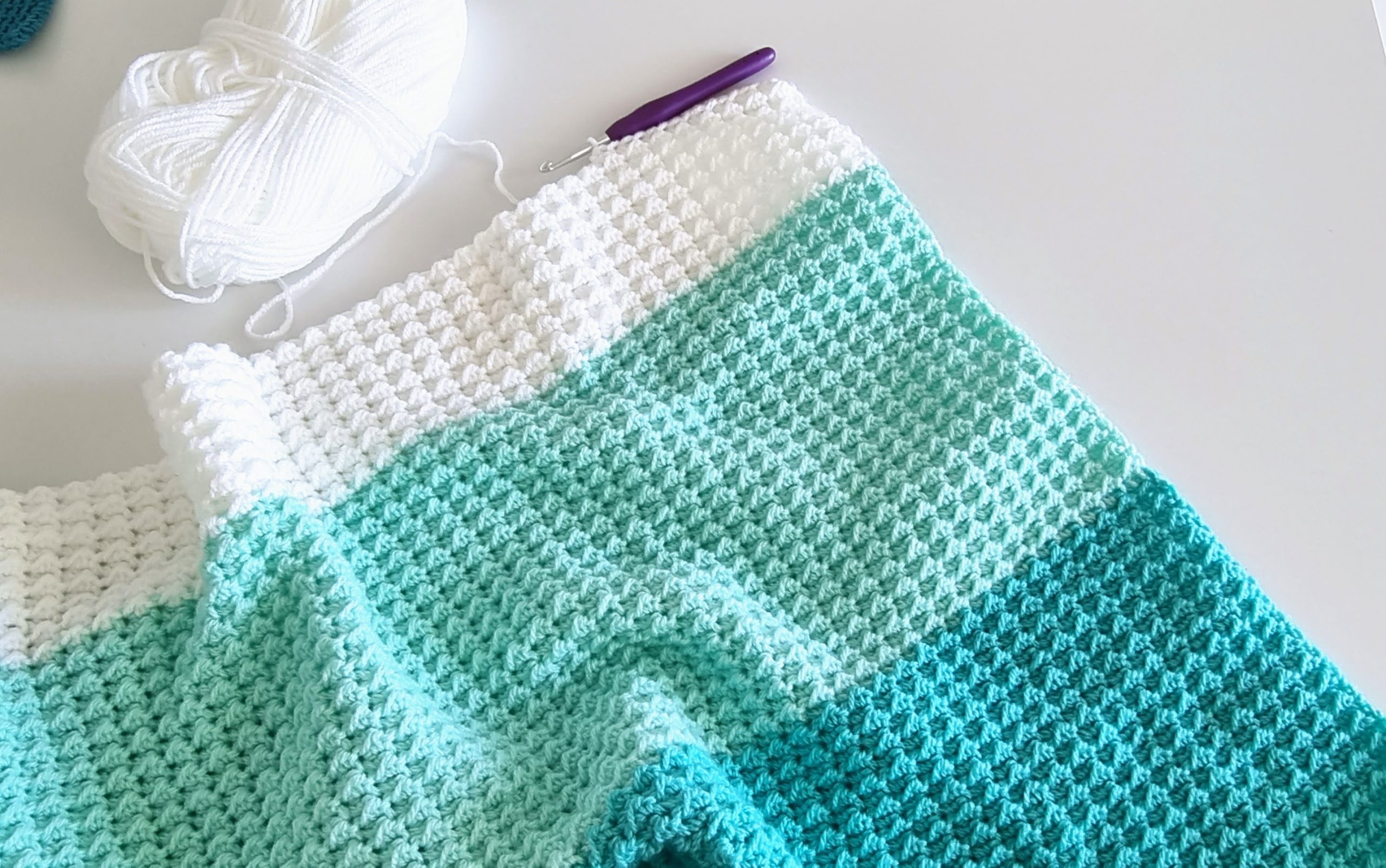 How to Crochet a Baby Blanket Step by Step