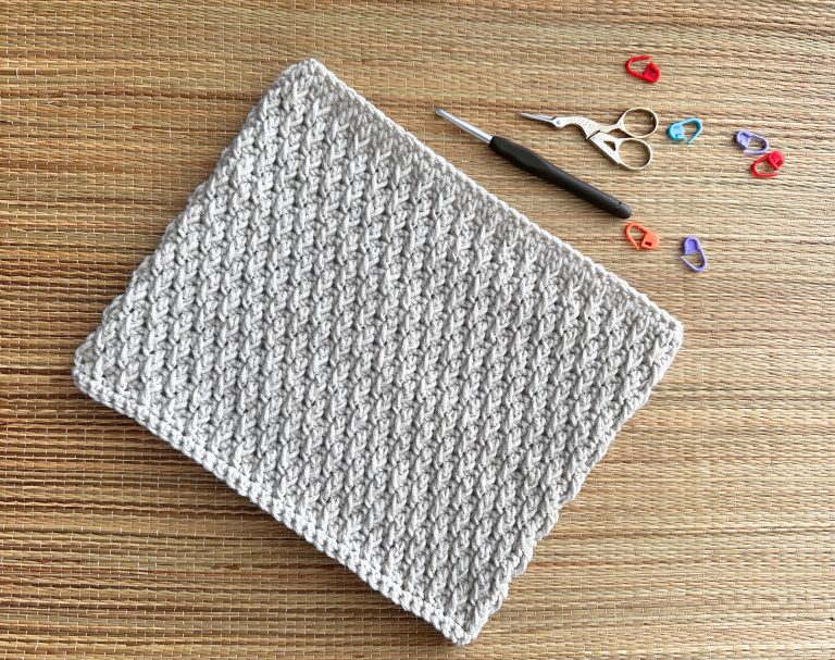 One-skein crochet cowl free pattern