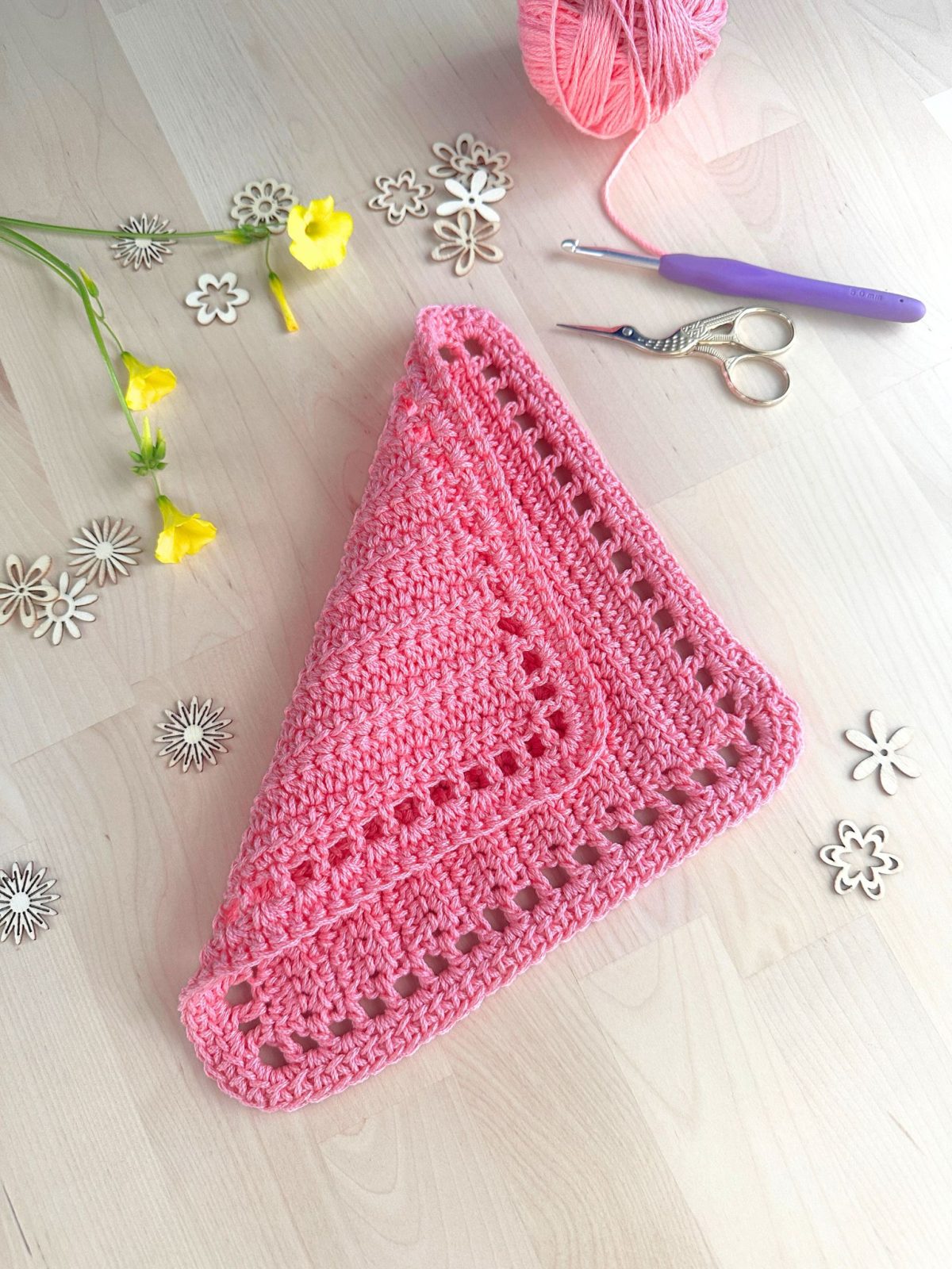 Linked Double Crochet – Summer Washcloth Pattern
