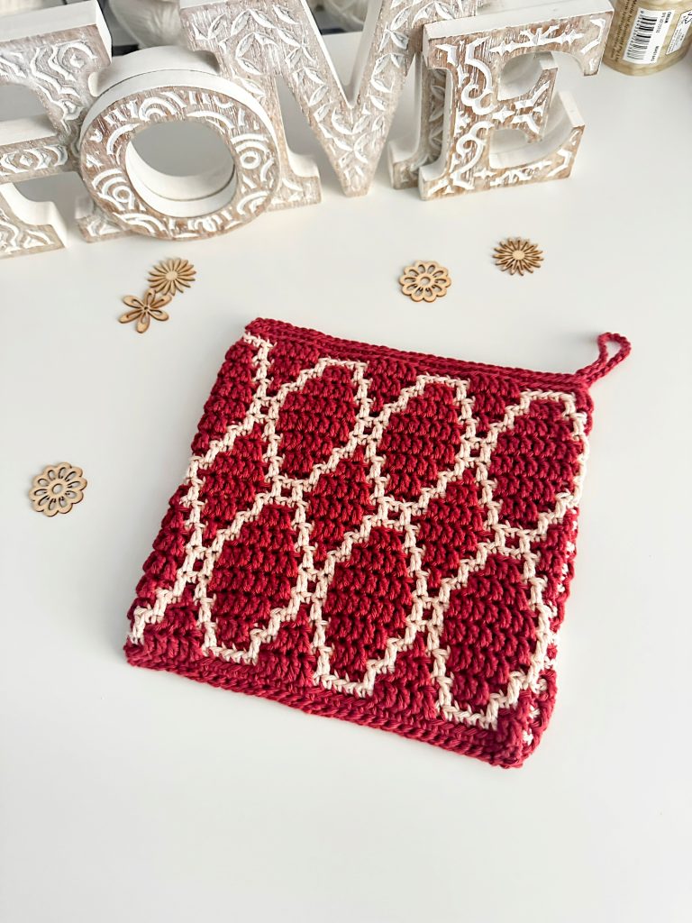 Trellis mosaic crochet potholder and trivet set